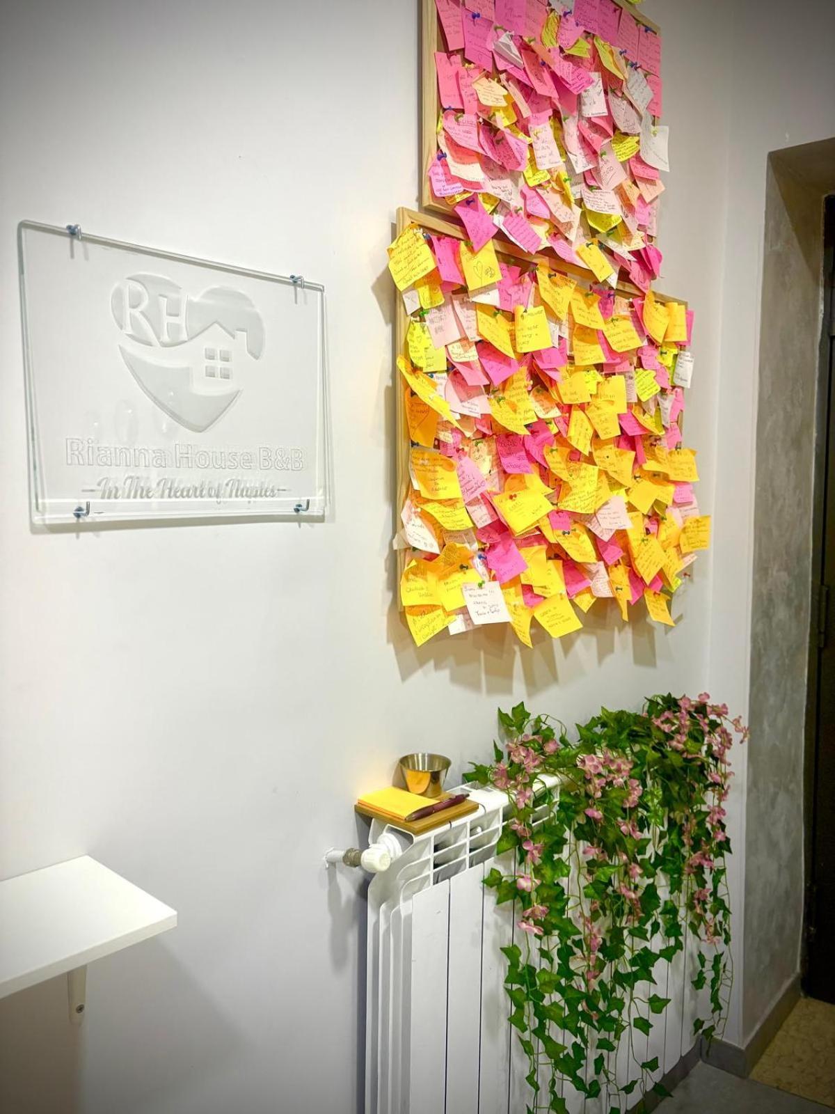 נאפולי Rianna House B&B מראה חיצוני תמונה