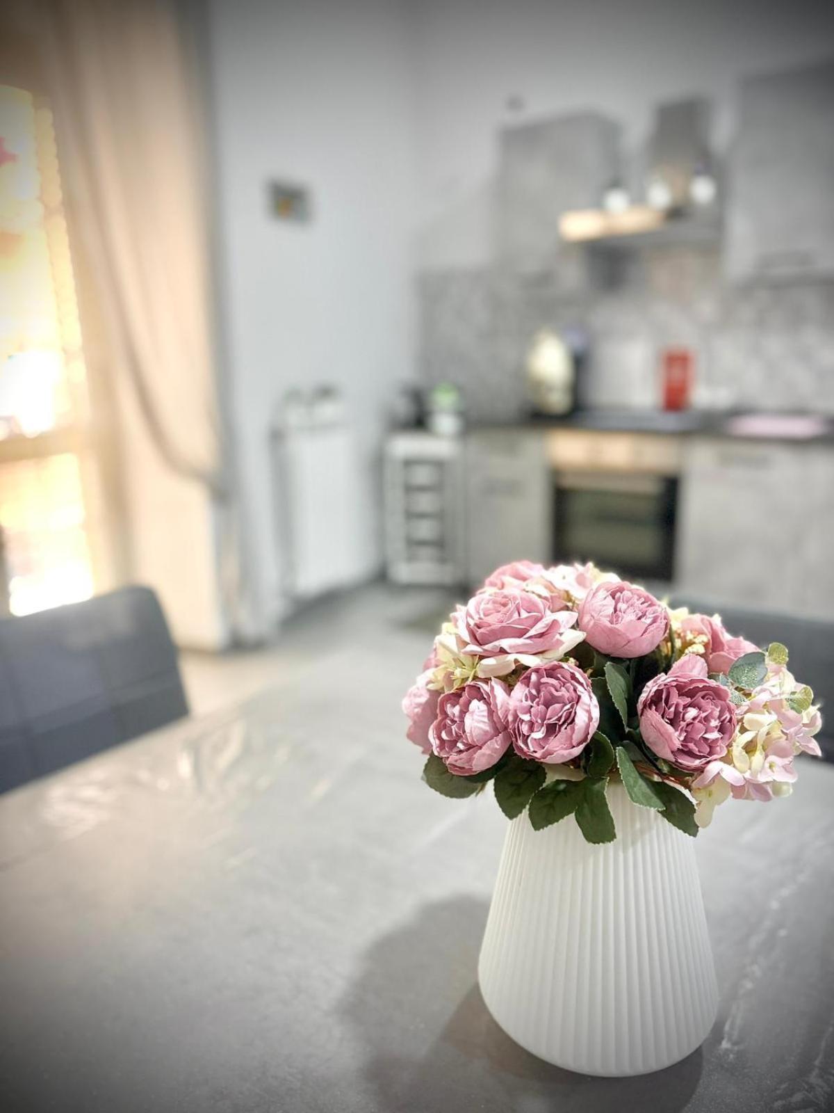 נאפולי Rianna House B&B מראה חיצוני תמונה